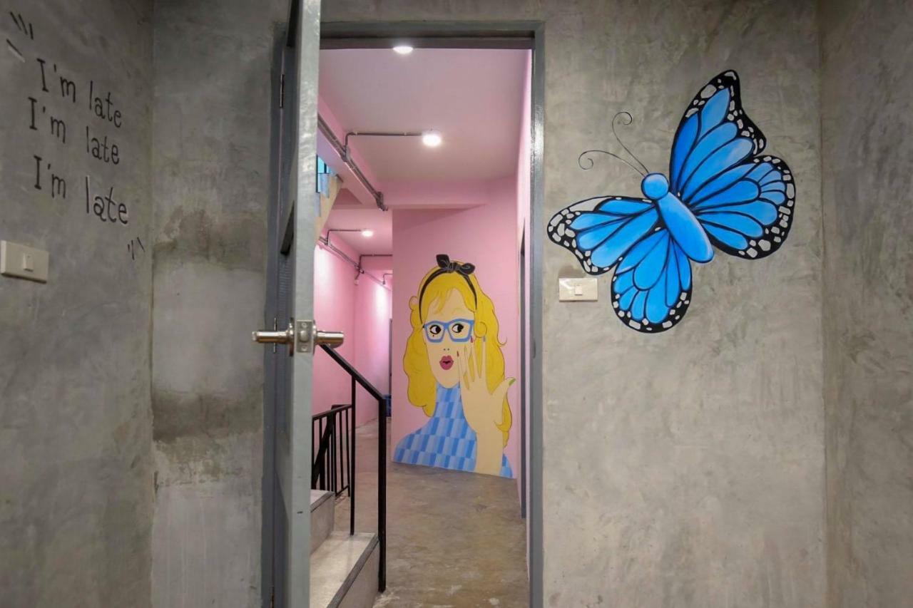 The April 24 Home Bangkok Exterior foto